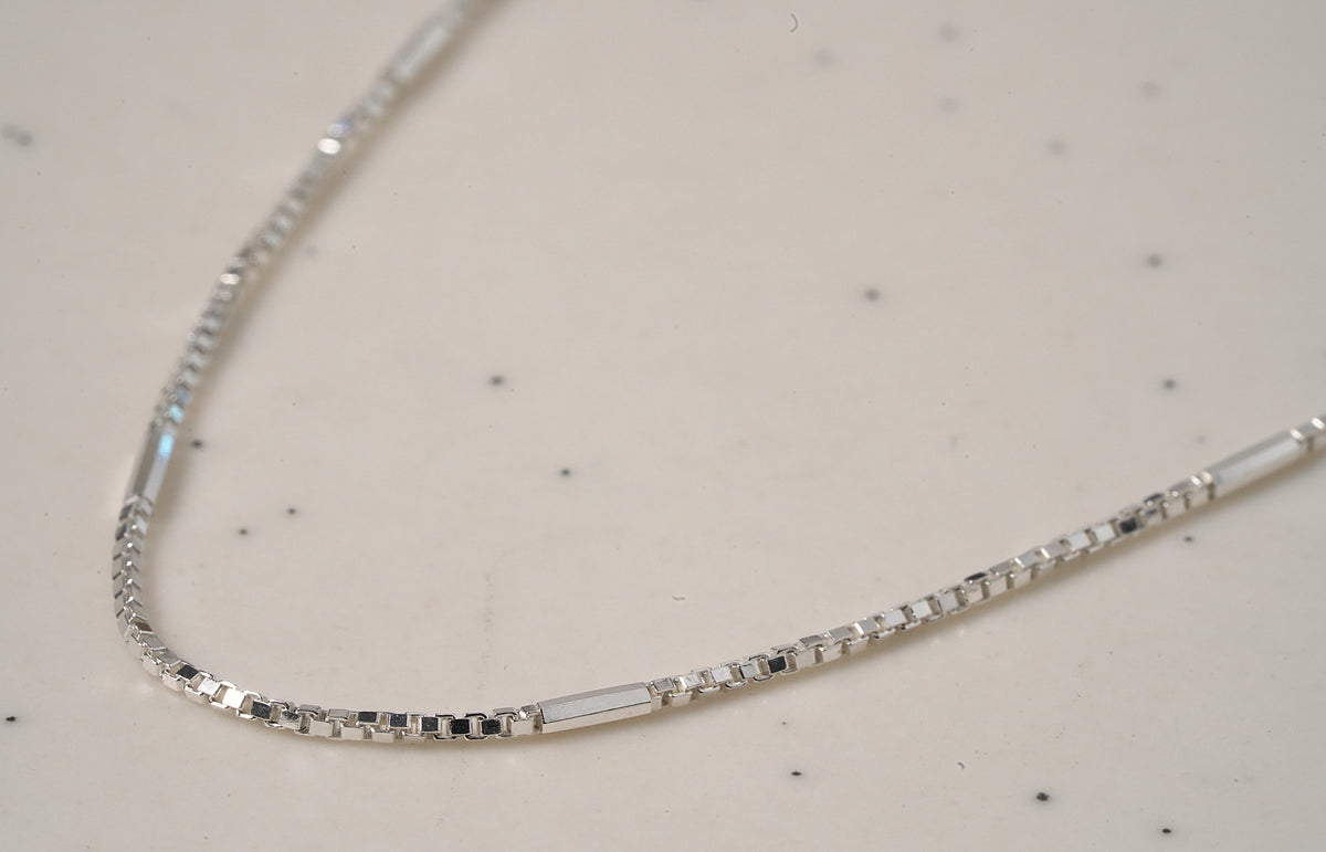Sterling Silver Detailed Box Chain Necklace