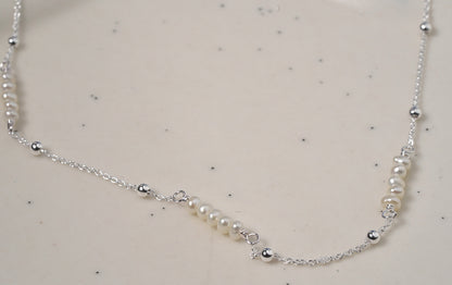 Sterling Silver Mother of Pearl Detailed Necklace Chain