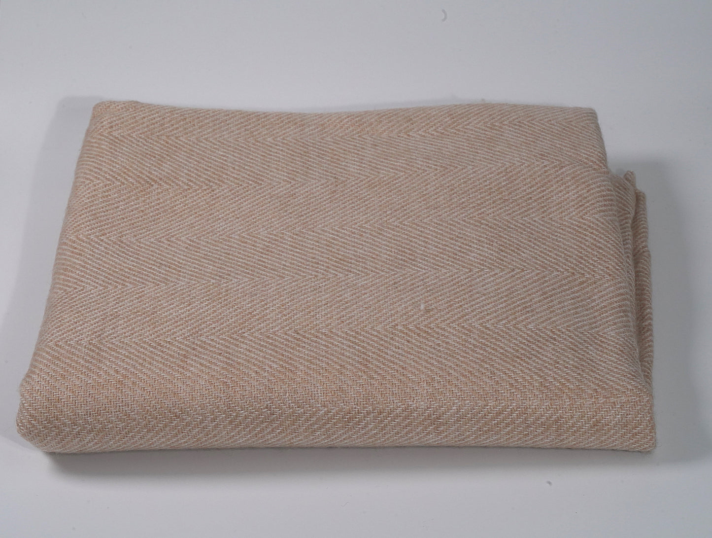 Thickest Pashmina Shawl in Cream and Apricot Zig Zag