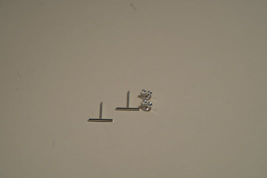 Thin T Shape Stud Earring - Griha Threads & Treasure