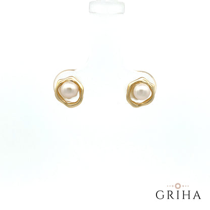 gold plated pearl stud earrings