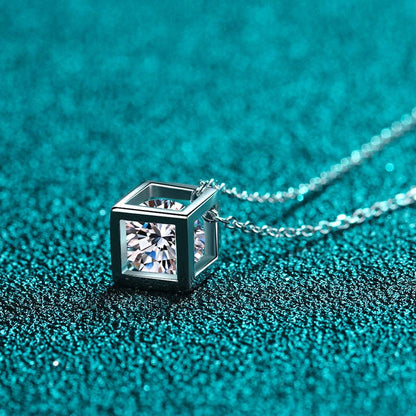 magic cube moissanite necklace